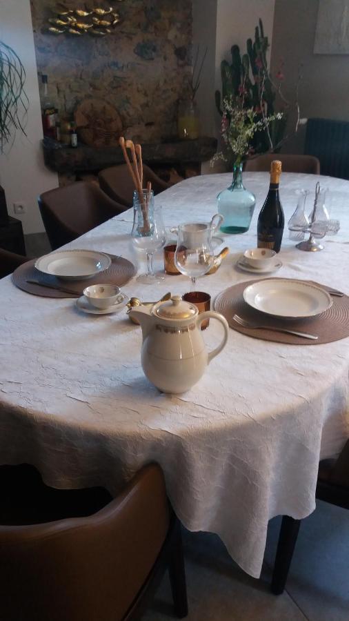 Bed and Breakfast Mas Elena Generargues Zewnętrze zdjęcie